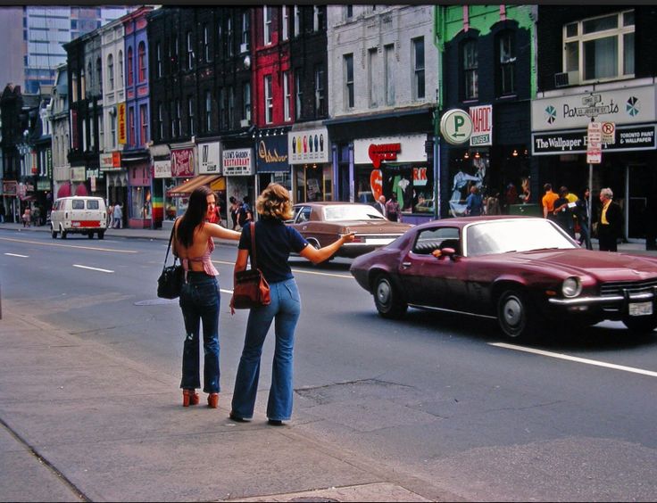 49f1b39c919b0342c19702ac456cbb69--history-pics-toronto-canada.jpg