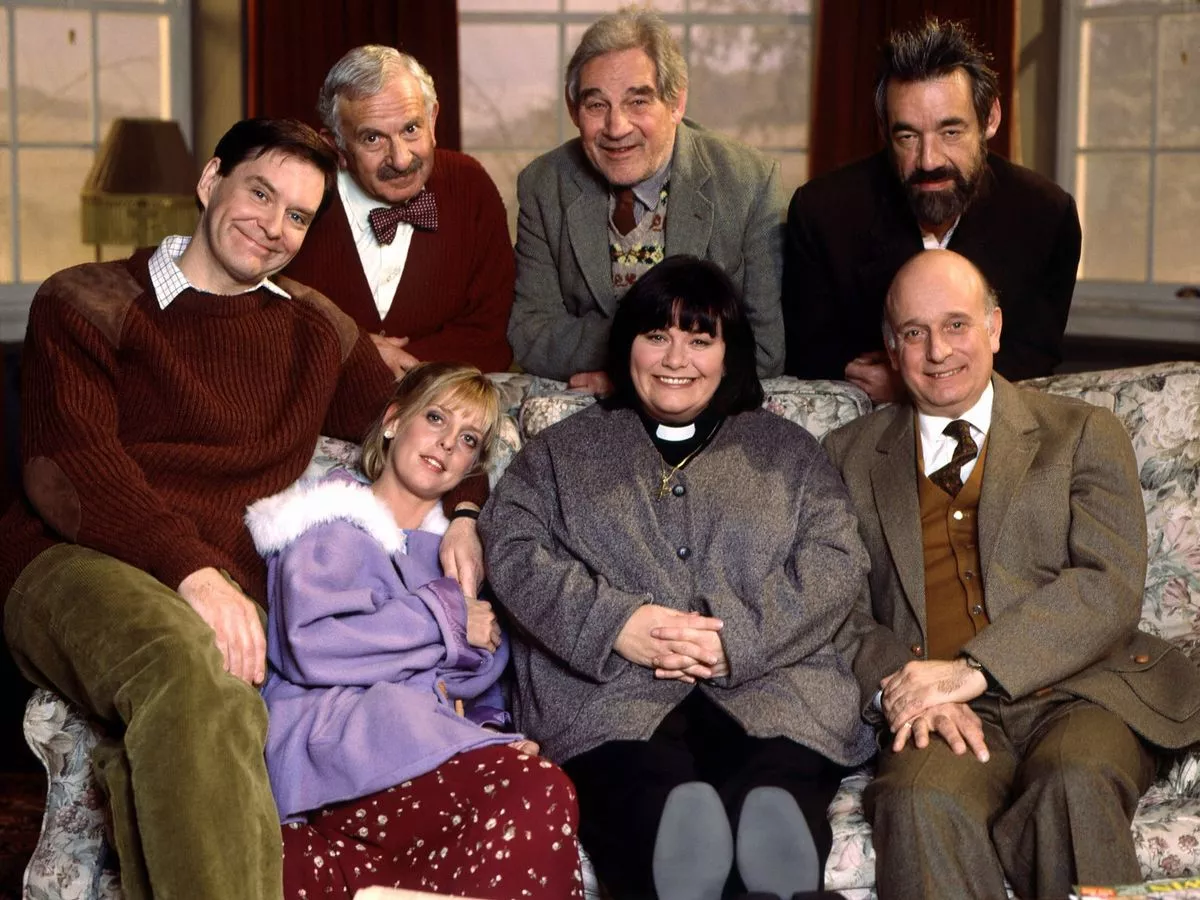 Vicar of Dibley: Every cast member who has sadly died as fans mourn the  passing of Gary Waldhorn - Wales Online