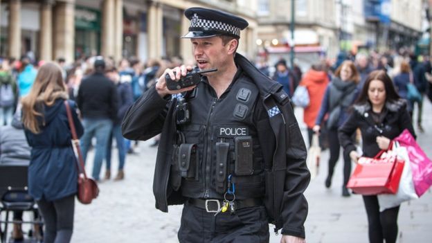 _100626328_swns_police_autism_48.walkie_talkie.jpg
