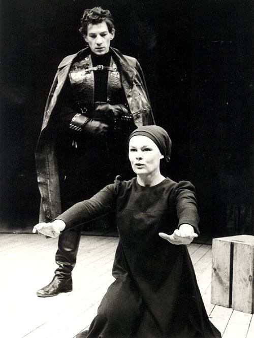 kevinbiegel on Twitter: Ian McKellen and Judi Dench doing Macbeth in 1978.  I'd cut off a toe to have seen that (though at the time I was 2)  http://t.co/4EdOuur5KQ / Twitter