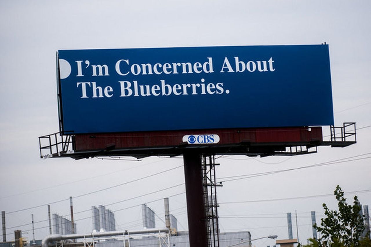 Mystery solved: Man behind strange 'Blueberry Billboard' in Flint comes  forward, explains meaning - mlive.com'Blueberry Billboard' in Flint comes  forward, explains meaning - mlive.com