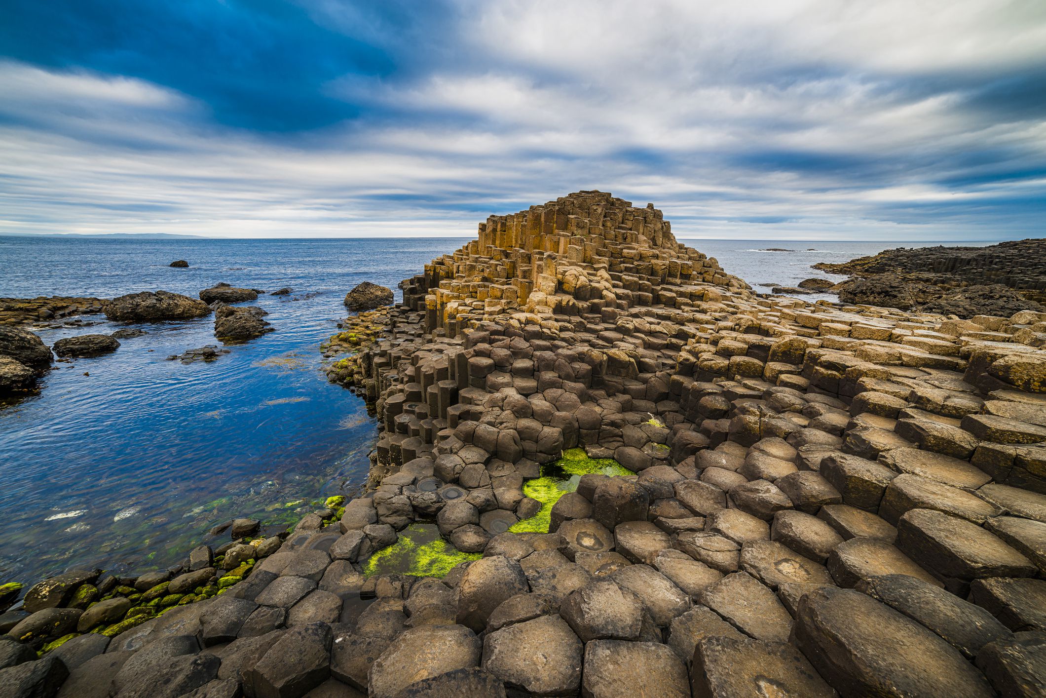GiantsCauseway-5b0da585a474be00376375fc.jpg